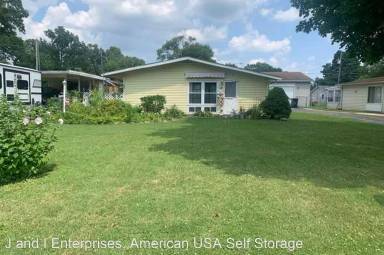 Main picture of 780 Meadow Dr