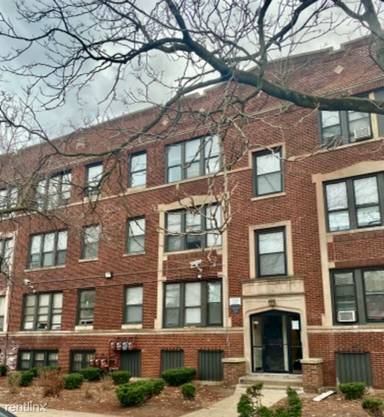 Main picture of 7436 S Kingston Ave