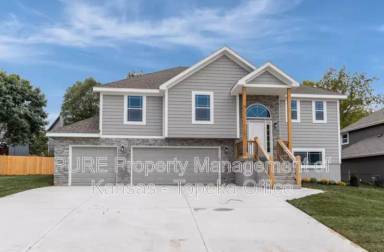 Main picture of 4766 Lakecrest Dr