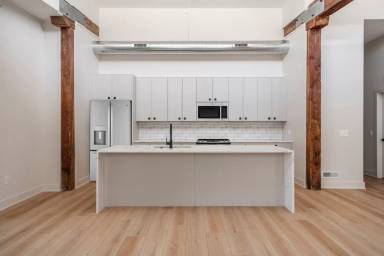 Main picture of 283 2nd Street Pike