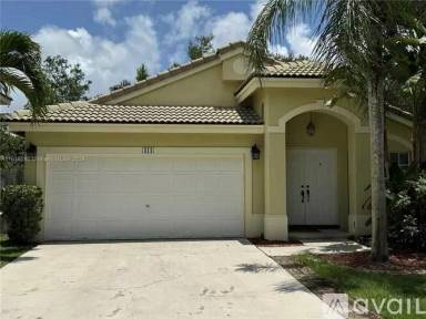 Main picture of 411 SW 203rd Ave