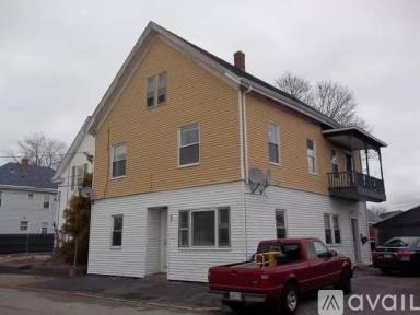 Main picture of 571 Grand Ave