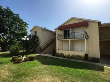 Main picture of 143 Waterside Dr