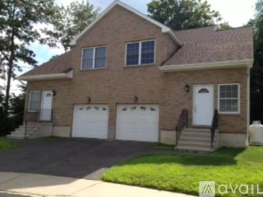 Main picture of 34 Amber Pl