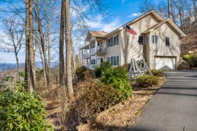 Main picture of 749 Ramey Mountain Rd