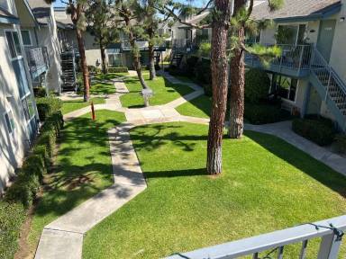 Main picture of 372 W Bay St