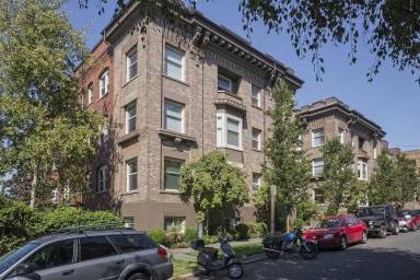Main picture of 417 13th Ave E