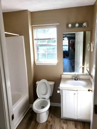 Main picture of 2202 Laurie Ave