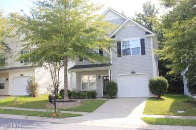 Main picture of 12003 Royal Castle Ct