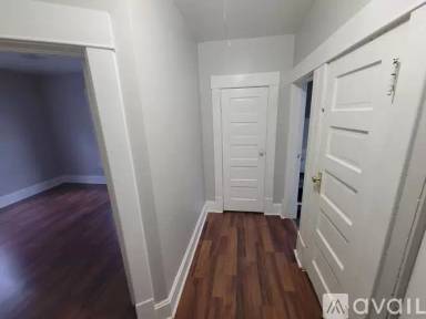 Main picture of 617 Ethel Ave SE