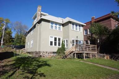 Main picture of 1127 E 3rd St