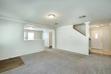 Main picture of 5504 Liberton Ln