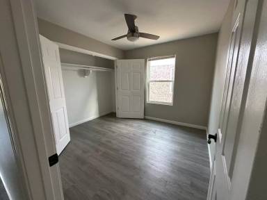 Main picture of 14083 John Clark Rd
