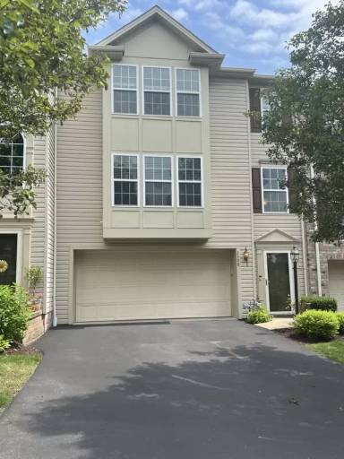 Main picture of 2048 Michael Dr