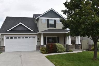 Main picture of 4444 S Silvermaple Pl