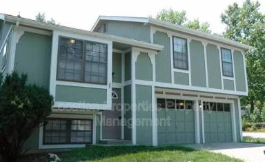 Main picture of 3209 W 24th Ter