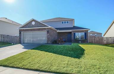 Main picture of 2503 Hickory Wood Ave