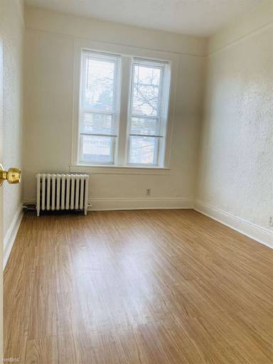 Main picture of 85 Boulevard
