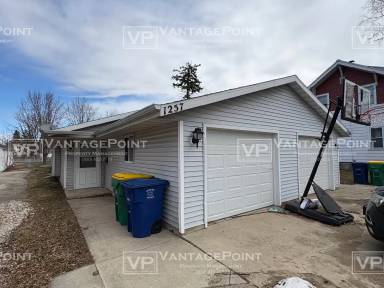 Main picture of 1257 Chicago St