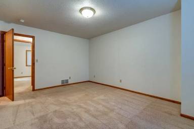 Main picture of 2905 40th Ave S