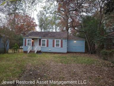Main picture of 2310 S Andrews Cir