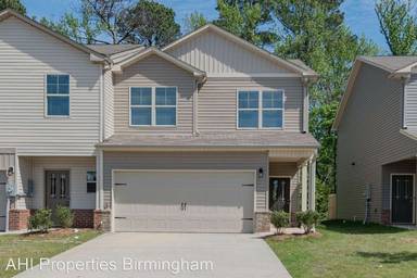 Main picture of 602-640 The Heights Ln
