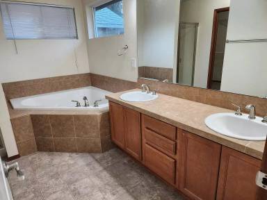 Main picture of 12514 28th Ave W