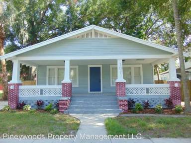 Main picture of 107 E Warren Ave