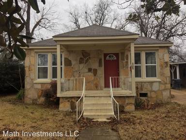 Main picture of 608 E Oak Ave