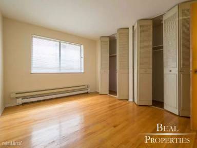 Main picture of 660 W Wrightwood Ave