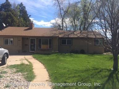 Main picture of 948 Pioneer Ave