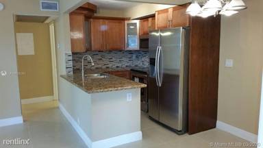 Main picture of 10018 Winding Lake Rd