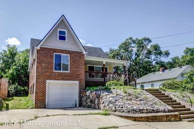 Main picture of 407 Franklin St