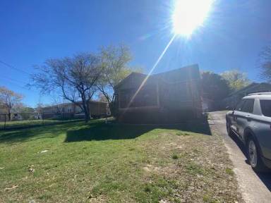 Main picture of 1023 Greenslake Rd