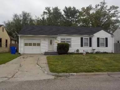 Main picture of 1027 W 10th St