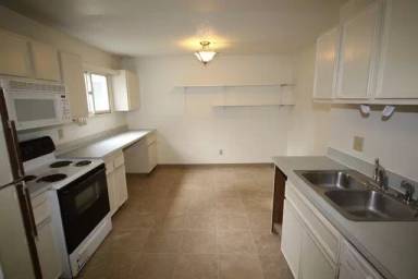 Main picture of 170 Grand Larry St