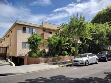Main picture of 650 Westmount Dr