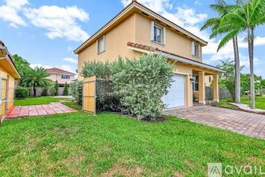 Main picture of 8986 SW 214th Ter