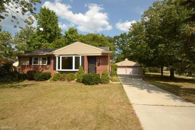 Main picture of 1347 Arella Blvd