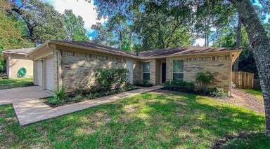 Main picture of 63 S Wavy Oak Cir