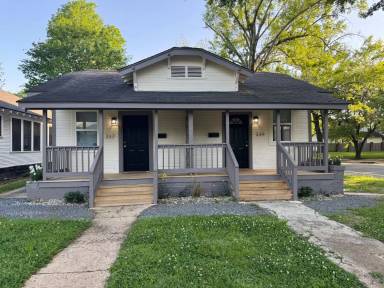 Main picture of 339 Robinson Pl