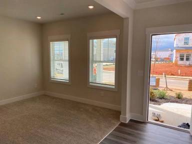 Main picture of 393 Pewter Cir