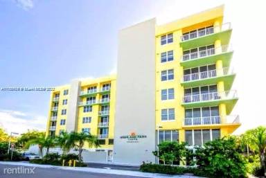 Main picture of Highland Park Lofts