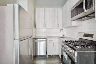 Main picture of 1924 Spruce St