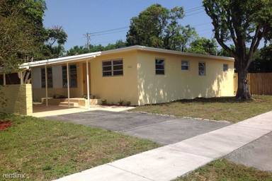 Main picture of 6501 Plunkett St