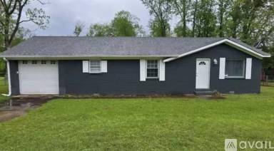 Main picture of 40 Edgehill Dr