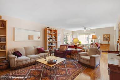 Main picture of 910 Washington St