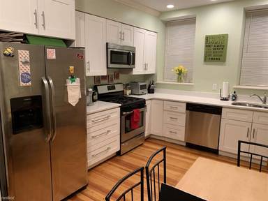 Main picture of 79 Perkins St