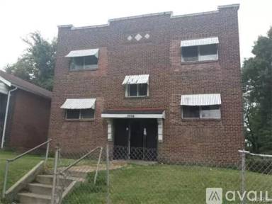 Main picture of 2739 Semple Ave