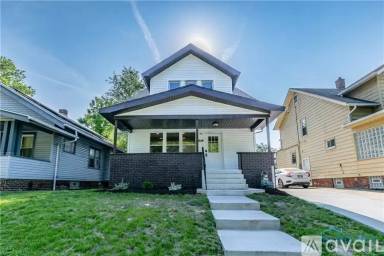 Main picture of 1824 Joffre Ave
